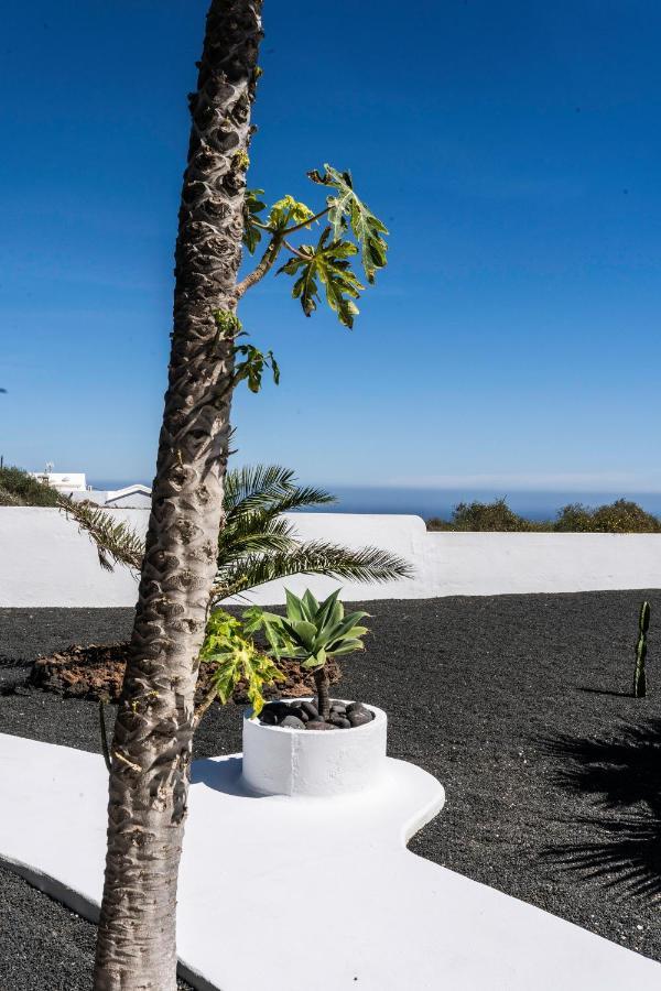 Villa Canis Tías Buitenkant foto