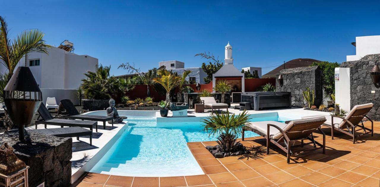 Villa Canis Tías Buitenkant foto
