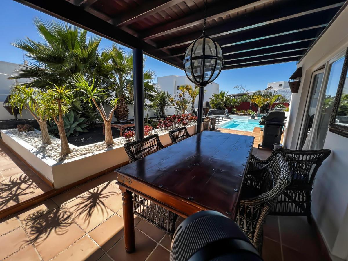 Villa Canis Tías Buitenkant foto