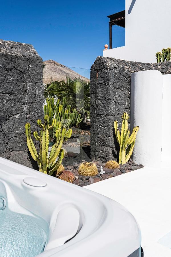 Villa Canis Tías Buitenkant foto